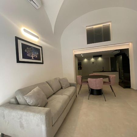 65 Cosimano Home Catania Bagian luar foto