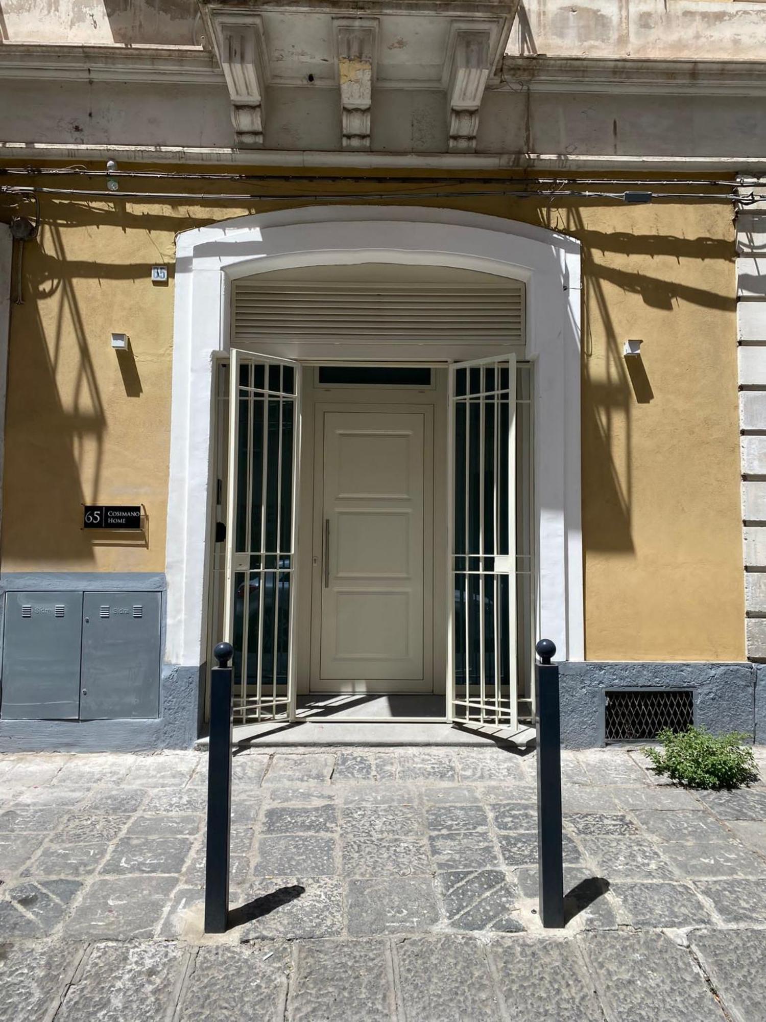 65 Cosimano Home Catania Bagian luar foto